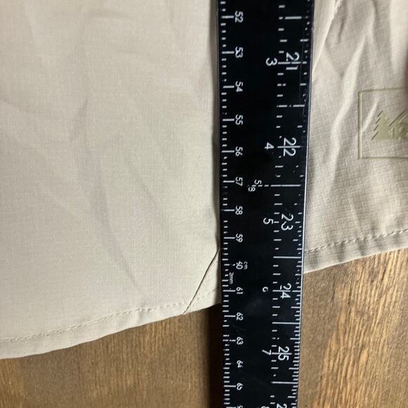 REI CO OP Womens Shirt Tan Button Down Long Sleeve Zip Pockets XS - Picture 8 of 12